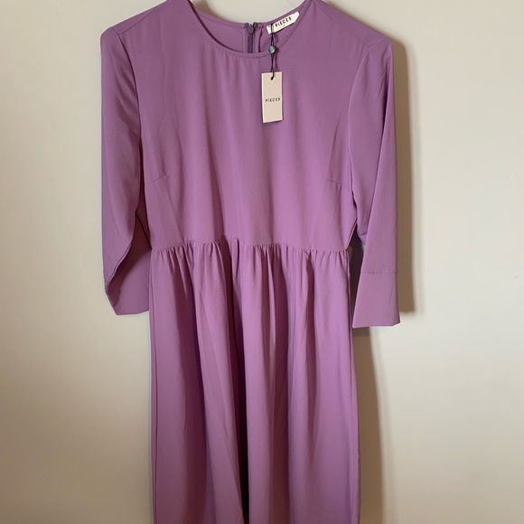 Beautiful calf length Pieces dress. Large US8 - Picture 3 of 4